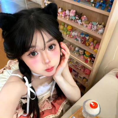 名人初乃玩