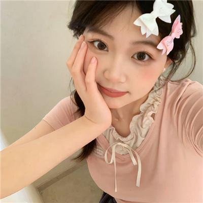 出水红莲